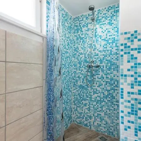 Beautiful Bay House Duga